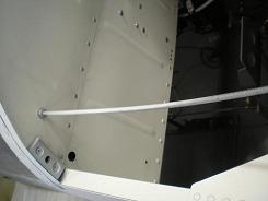 Baggage door threaded rod