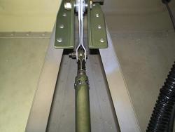 Elevator pushrod