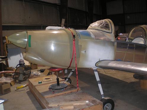 Fiberglass cowling Fiberglass cowling