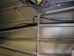 Aft cabin floor wires